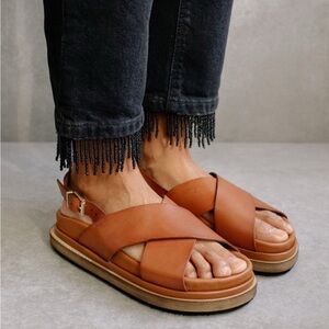 ALOHAS Tan Leather Crisscross Platform Sandals